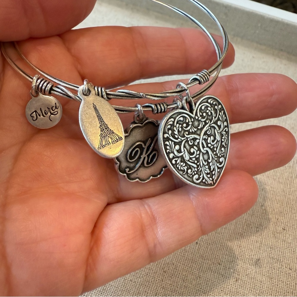 Beaucoup Silver Charm Bracelet -Heart  Initials/ mother on back/ K on charm